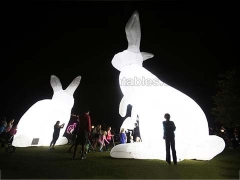 Fabrika Fiyatında Mükemmel Tasarım Tatil dekorasyon için aydınlatma ile şişme tavşan